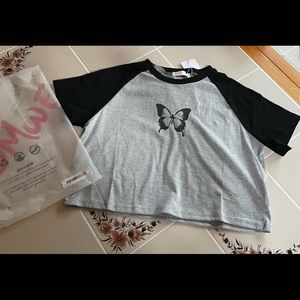 Raglan Sleeve Butterfly Print Tee Size Women’s L